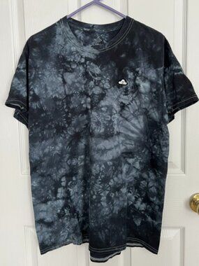 Black and White tee with Cloud - smokey